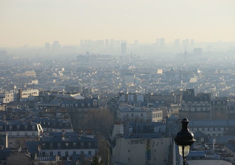 Pollution au-dessus de Paris