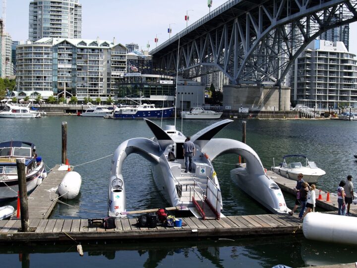 Faut-il remplacer les avions par des bateaux électriques à haute vitesse?