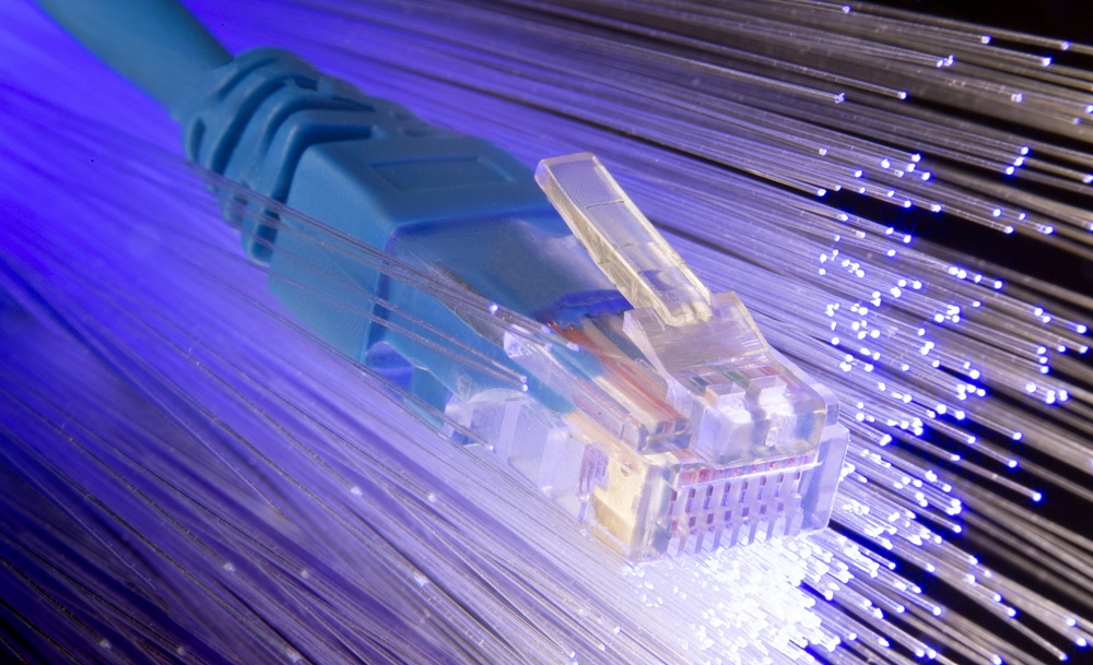 Stelogy : partenaire de la migration des entreprises vers la fibre optique