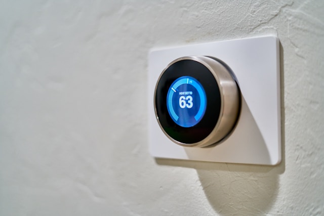 Thermostats connectés : l’obligation d’installation reportée à 2030