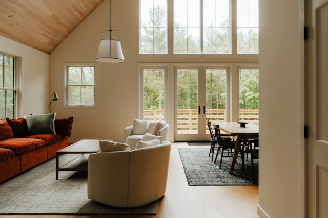 Hexaom devient spécialiste des maisons en bois