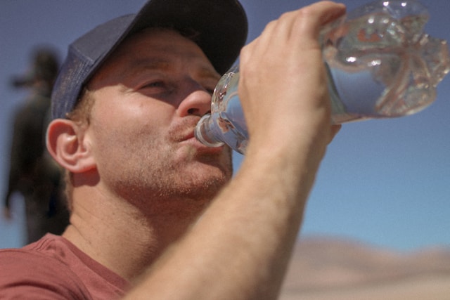 Canicule : la CES réclame des pauses fraîcheur pour les salariés, comme au foot